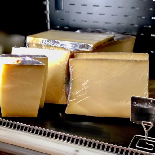 Comté doux ・ morceaux de 500g ・ Qté pour 2 pers. - Les pousse-midi de  Jérémie